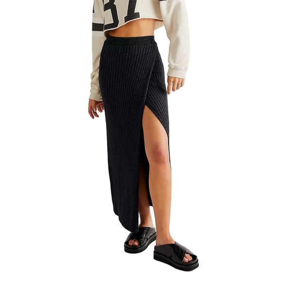Free People Dresses & Skirts - Free People Black Ribbed Sweater Better Days Midi Skirt Size M